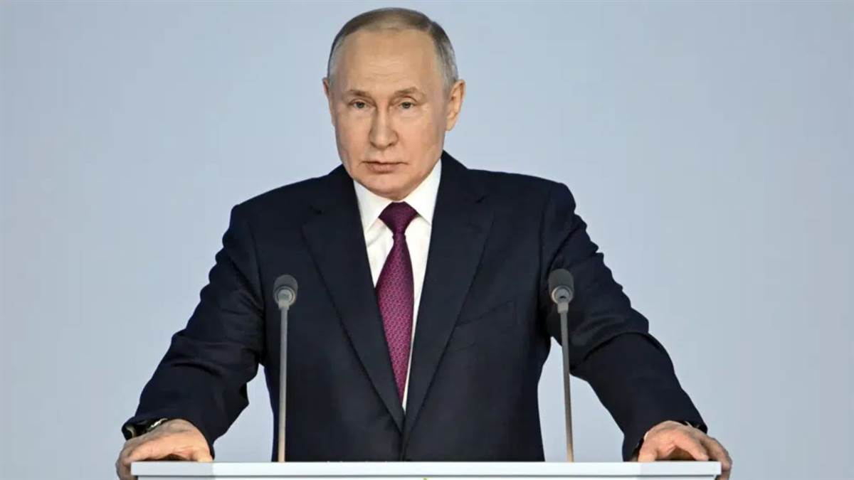 https://www.jagranimages.com/images/newimg/04042023/04_04_2023-putin_23376056.jpg