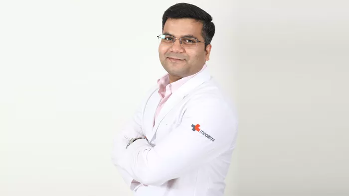 अनियमित दिल की धड़कन को नियंत्रित करने के लिए थामें पेसमेकर का हाथ