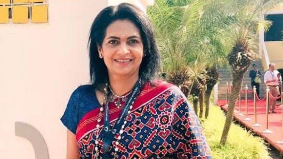 lok sabha election 2024 bollywood actor vinod khanna wife kavita khanna met sad leaders