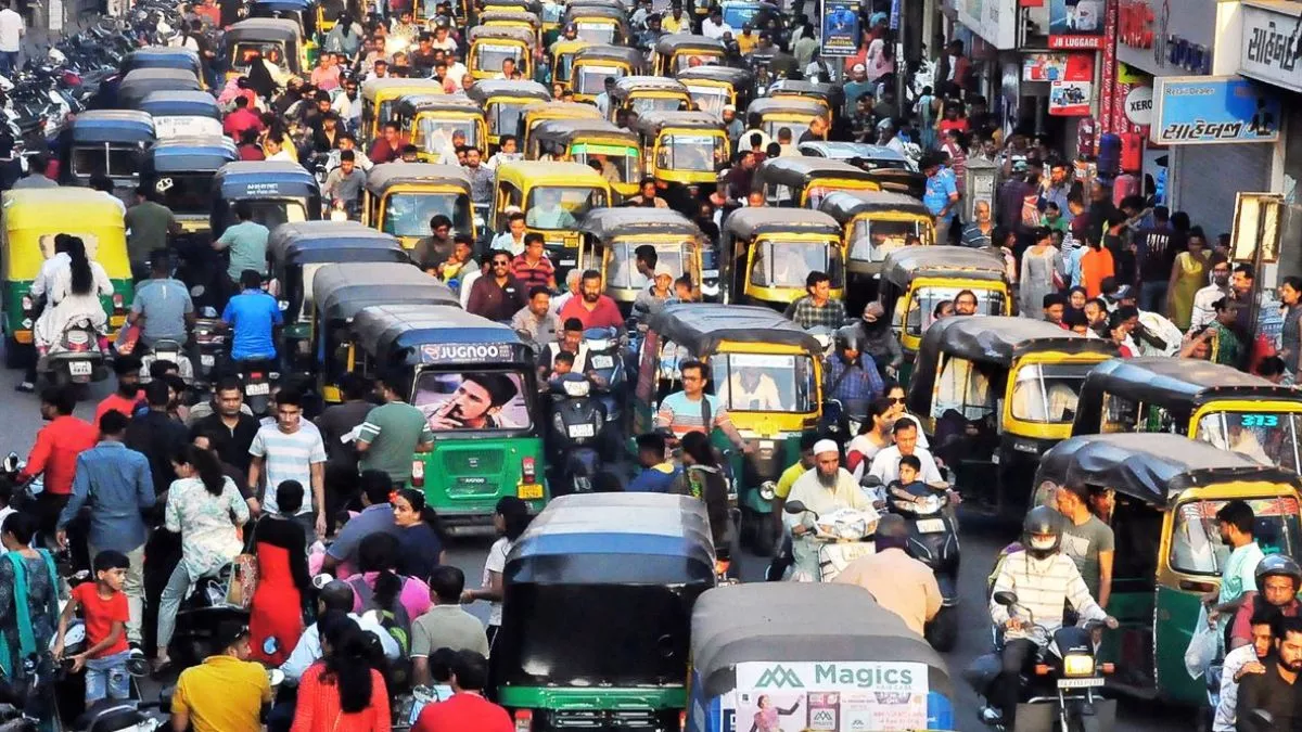 Delhi Traffic Advisory: दिल्ली के इस रास्ते वाहनों की आवाजाही बंद, पुलिस ने जारी की ट्रैफिक एडवाइजरी