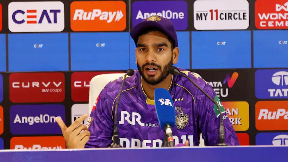 https://www.jagranimages.com/images/newimg/04042025/04_04_2025-venkatesh_iyer_1_23911830.jpg