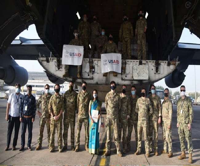 अमेरिका से चिकित्सा उपकरणों की श्रृंखला में पांचवां विमान लेकर आया है। यह 545 ऑक्सीजन कंसंट्रेटर्स लेकर आया है।