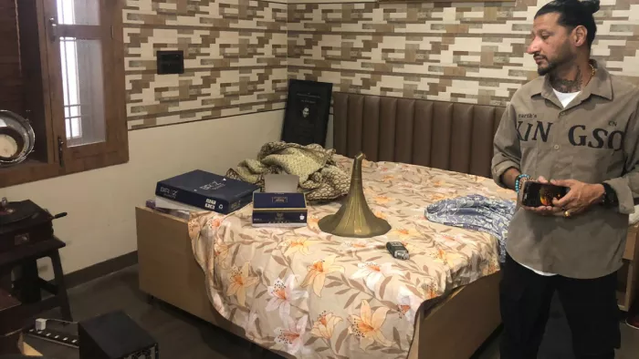 जालंधर में बॉलीवुड सिंगर मास्टर सलीम के दफ्तर में चोरों का धावा
