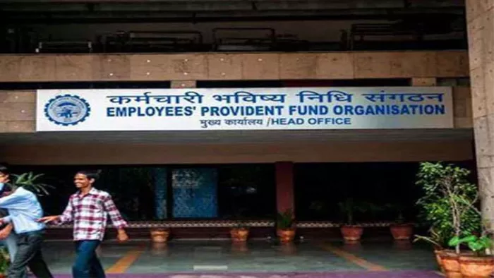 कर्मचारी को डायरेक्ट 50 हजार रुपये का लाभ मिलता है।