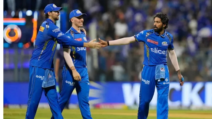 MI Playoffs Chances IPL 2024: कैसे प्लेऑफ में पहुंच सकती है मुंबई की टीम?