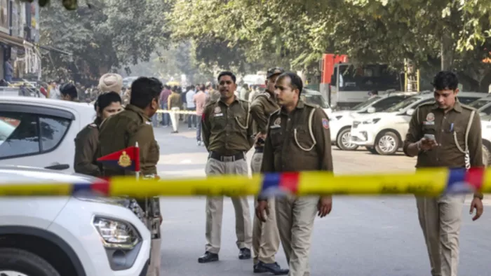 अवैध बांग्लादेशी नागरिकों की पहचान के लिए अभियान चला रही दिल्ली पुलिस। फाइल फोटो- PTI