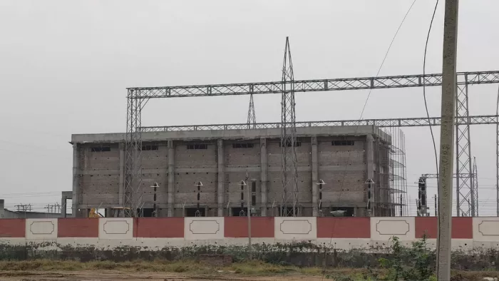 रोजका मेव में निर्माणाधीन 220 केवी सब स्टेशन। फोटो- जागरण