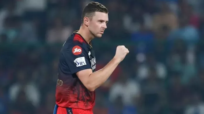 जोश हेजलवुड ने मेट्रोनोम गेंदबाजी से मचा रखा है तहलका। फोटो- BCCI
