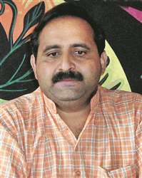 रणधीर शर्मा ने कांग्रेस नेताअों को चेताया, कहा बिना वजह बयानबाजी सही नहीं। जागरण आर्काइव