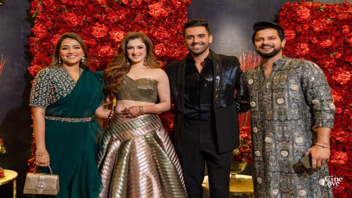 https://www.jagranimages.com/images/newimg/04062022/04_06_2022-deepak_chahar_wedding_reception_22772348.jpg