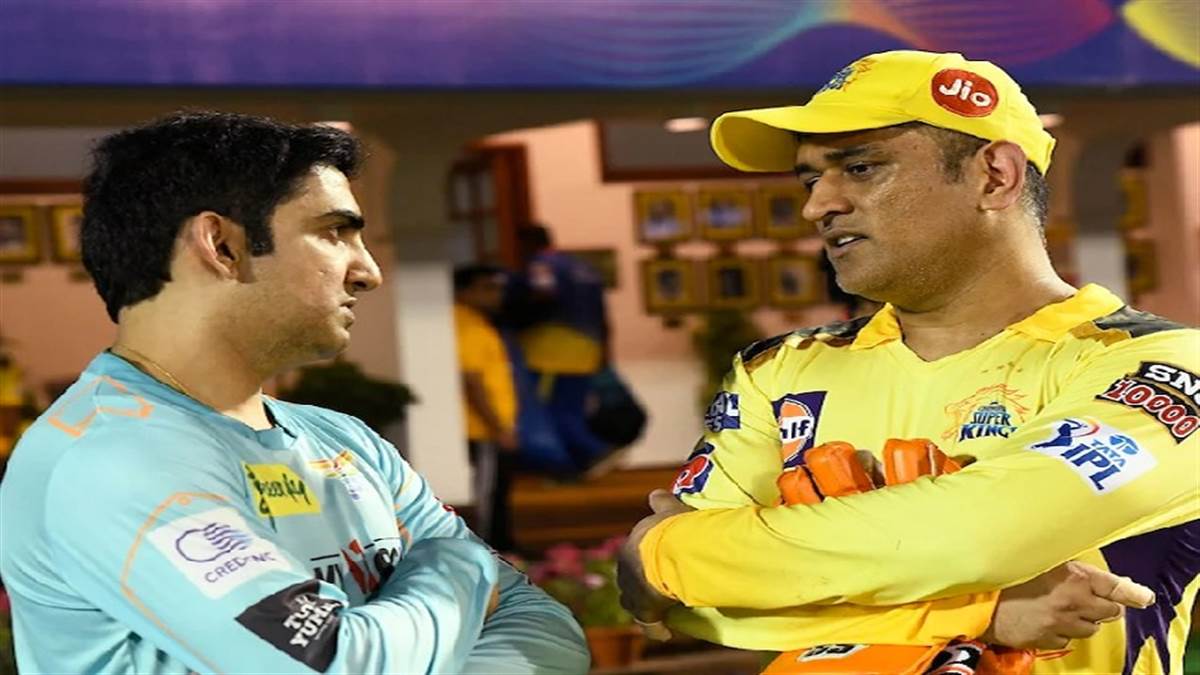 Gautam Gambhir with MS Dhoni (AP Photo)