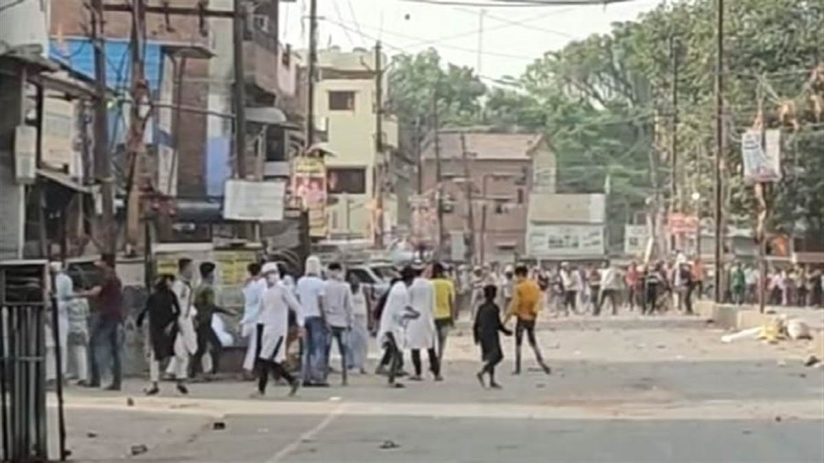 जानिये- कानपुर हिंसा का दिल्ली की नेता से कैसे जुड़ रहा कनेक्शन?