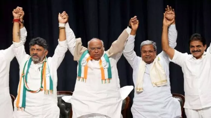 क्या कांग्रेस को कर्नाटक में जीत दिला पाएगी पांच गारंटी? मिशन 2024 पर नजर (फाइल फोटो)