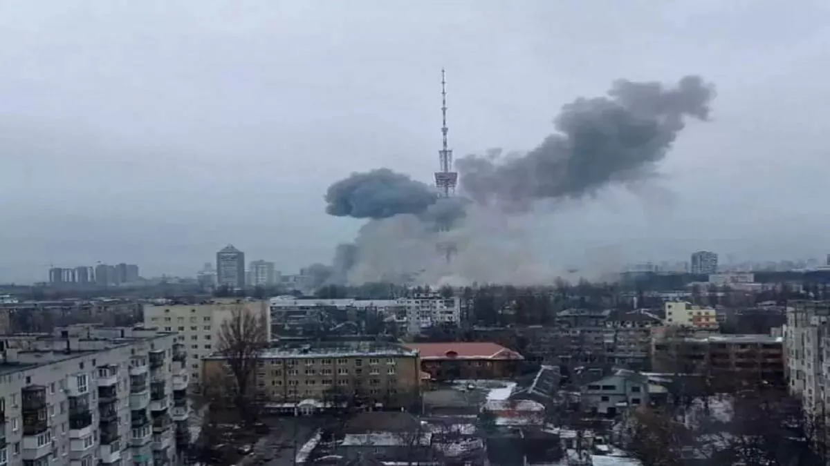 Russia- Ukraine War: यूक्रेन के ड्रोन अटैक को रूस ने किया नाकाम, क्रीमिया में एक ड्रोन को मार गिराया