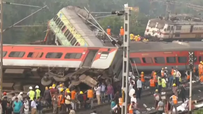 Odisha Train Accident: कैसे हुआ इतना भीषण ट्रेन हादसा?