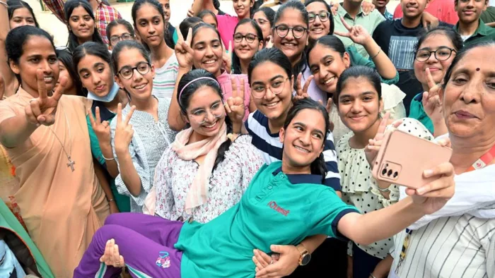 नीट परीक्षा रिजल्ट 2024 टॉपर (जागरण फोटो)