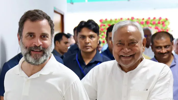 I.N.D.I.A के संपर्क में Nitish Kumar? RJD सांसद ने बता दी अंदर की बात