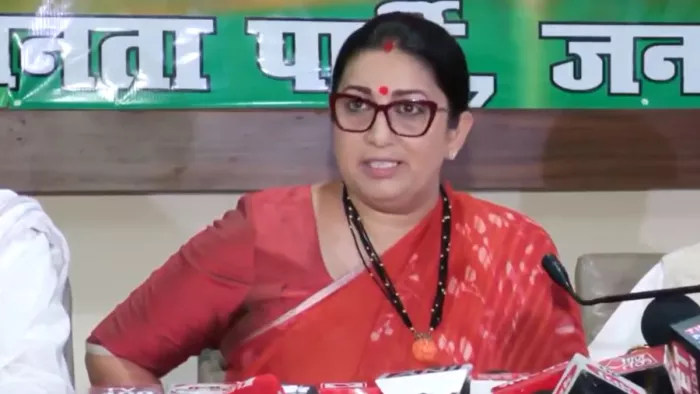 अमेठी लोकसभा सीट पर हार के बाद स्मृति ईरानी ने की प्रेस कॉन्फ्रेंस।