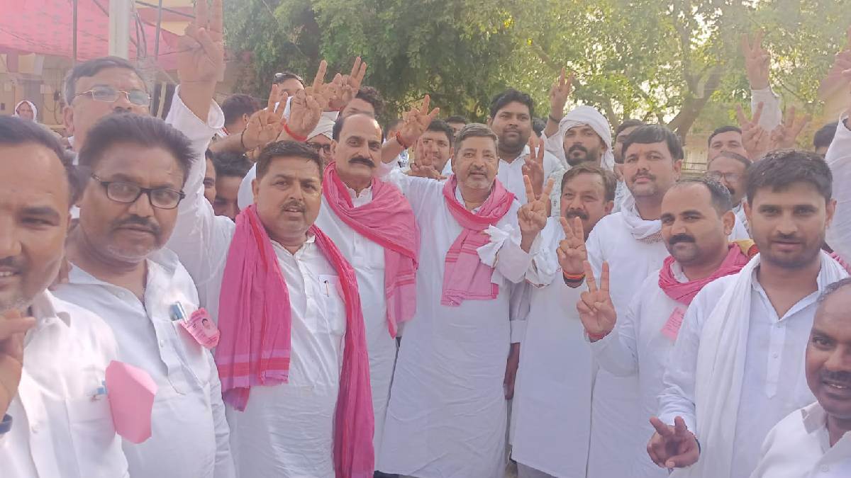 https://www.jagranimages.com/images/newimg/04062024/04_06_2024-virendra_singh_chandauli_23732150.jpg