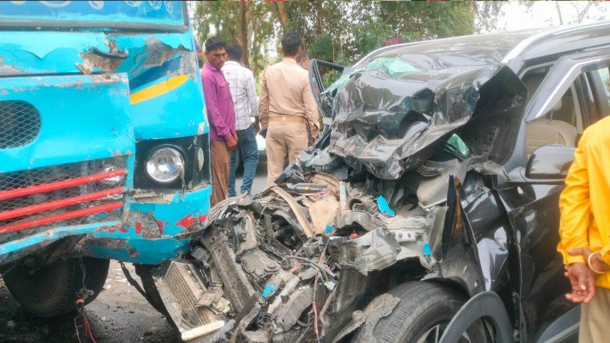 bahraich accident 5 dead one critical in multiple road accidents