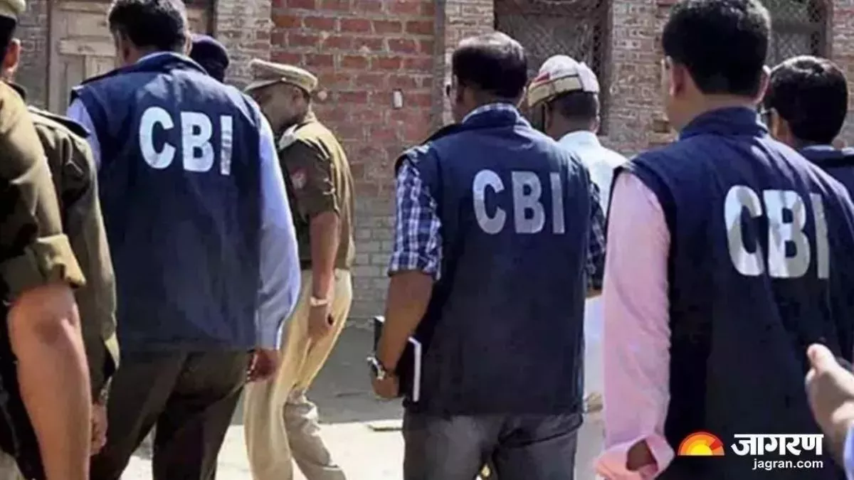 Ghaziabad News: IRS अधिकारी अमित निगम के खिलाफ CBI का एक्शन, प्रॉपर्टी अटैच करने का दिया आदेश