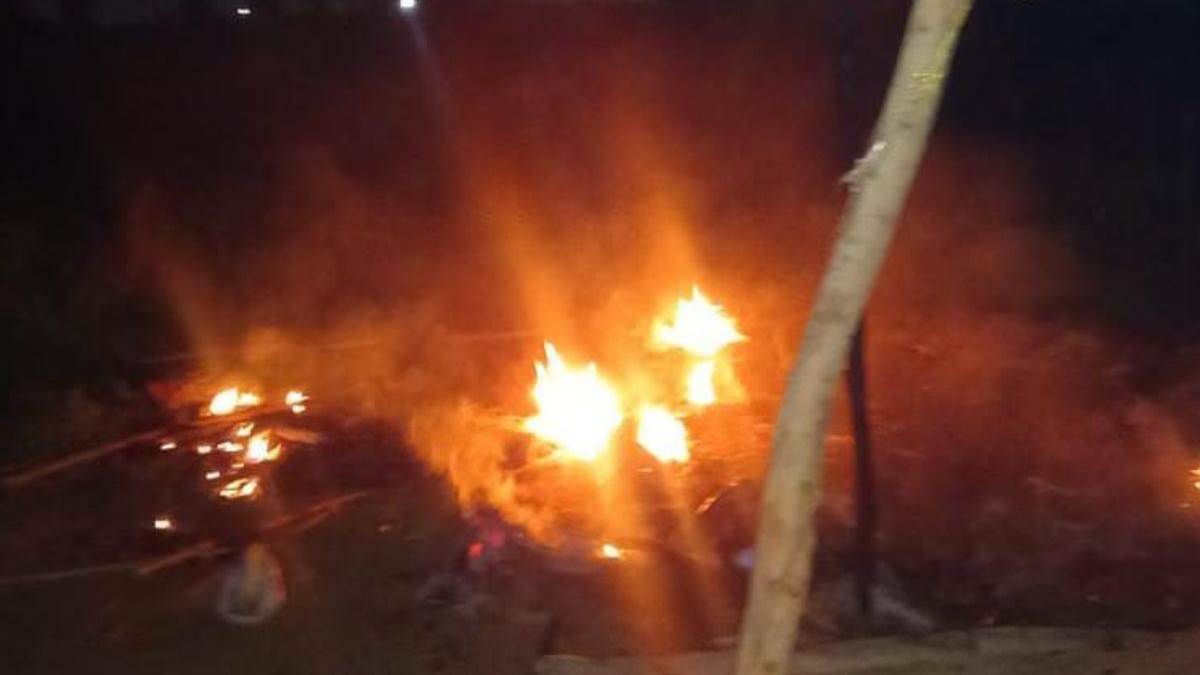 candle fire in hut kills child brother injured in haridwar