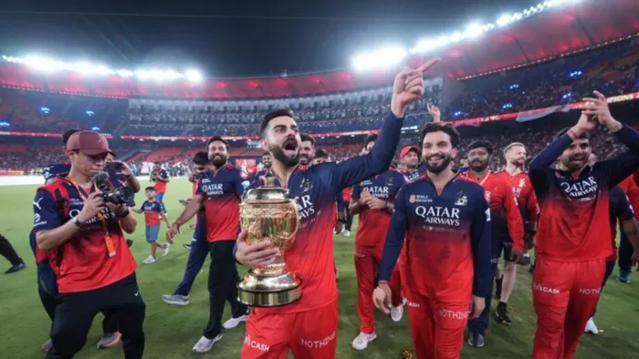 आरसीबी की विक्ट्री परेड में विराट कोहली का बड़ा बयान