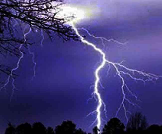 two killed one critical including girl after being hit by lightning in sonbhadra