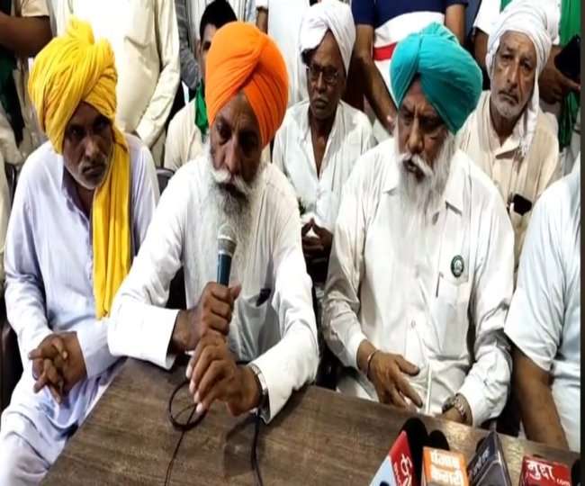 सोनीपत : बैठक के बाद पत्रकारों से बात करते संयुक्त मोर्चा के नेता।