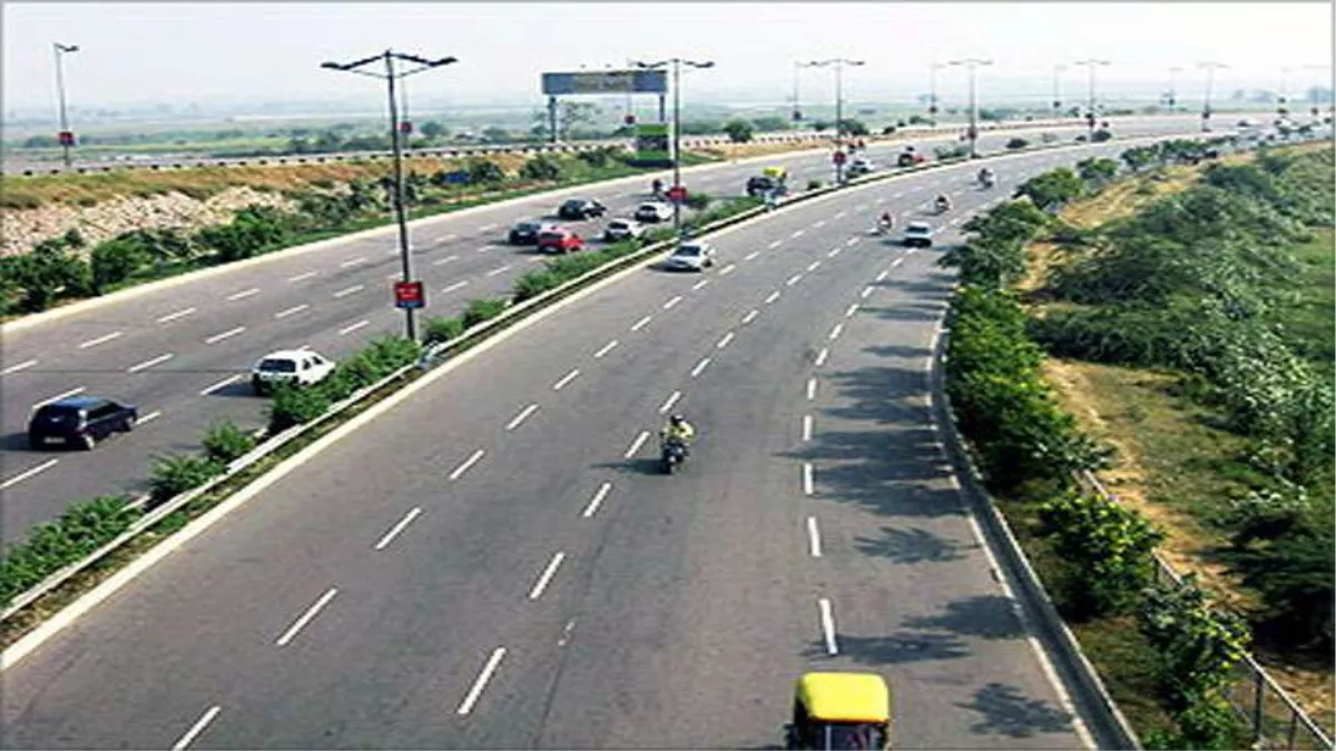 ग्रीन फील्ड एक्सप्रेस-वे की जमीन खरीदने के लिए यूपीडा को मिले 500 करोड़,  गाजीपुर और बलिया के 184 गांवों की आ रही जमीन - UPDA got 500 crores to buy  land for
