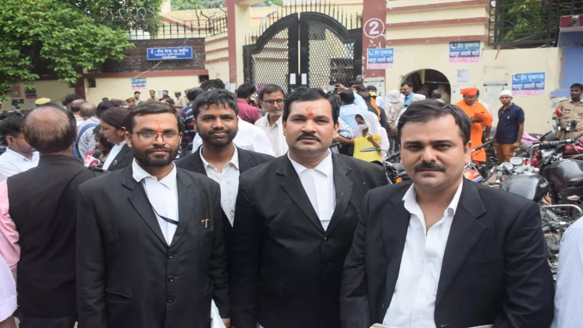Gynavapi Masjid Issue Hearing : वाराणसी में ज्ञानवापी-शृंगार गौरी प्रकरण की अगली सुनवाई 12 जुलाई को