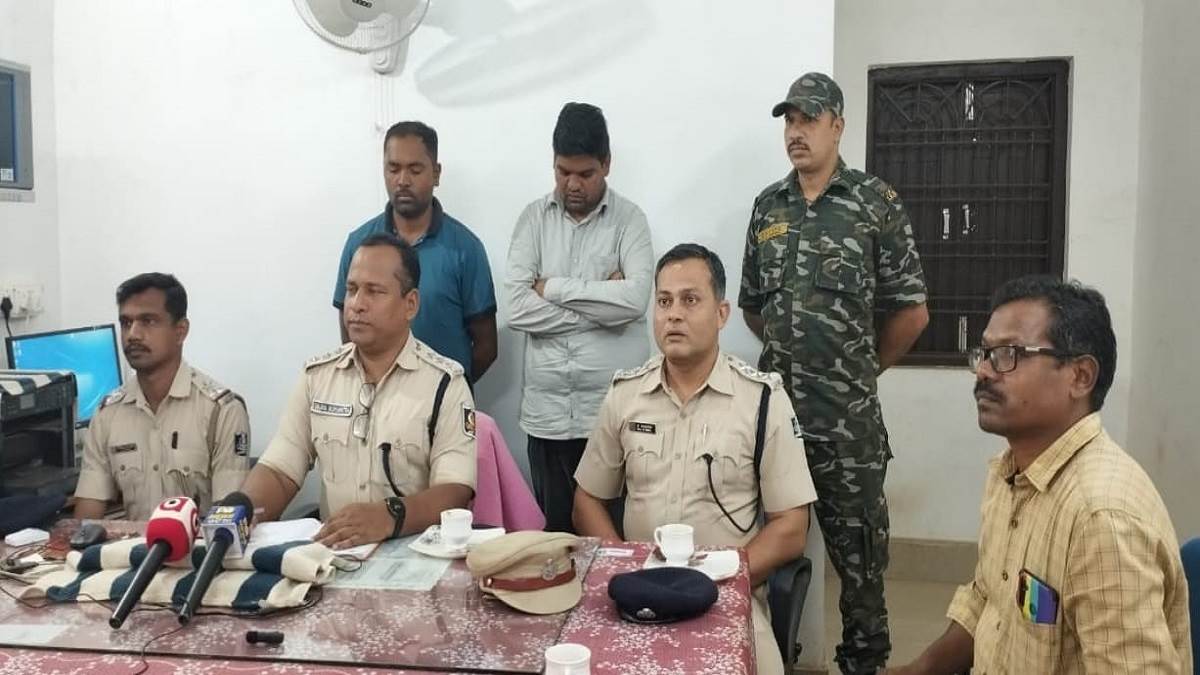 two including crpf jawan arrested in robbery in odisha