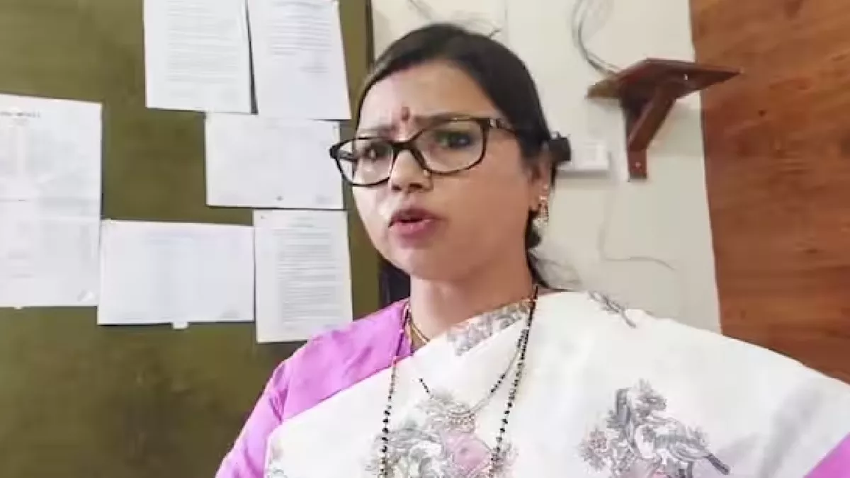 Bihar Politics: बीमा भारती के घर के बाहर हलचल तेज, पुलिस ने चिपकाया इश्तेहार; चुनाव से पहले बढ़ सकती है मुश्किलें