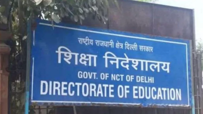Delhi Teachers Transfer: शिक्षा विभाग ने किया पांच हजार शिक्षकों का तबादला,  मंत्री ने थमाया नोटिस - Delhi Education department transferred five  thousand teachers minister handed over notice