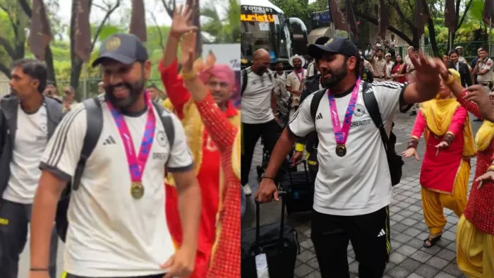 Rohit Sharma ने PM Modi से मुलाकात करने से पहले जमकर किया भांगड़ा