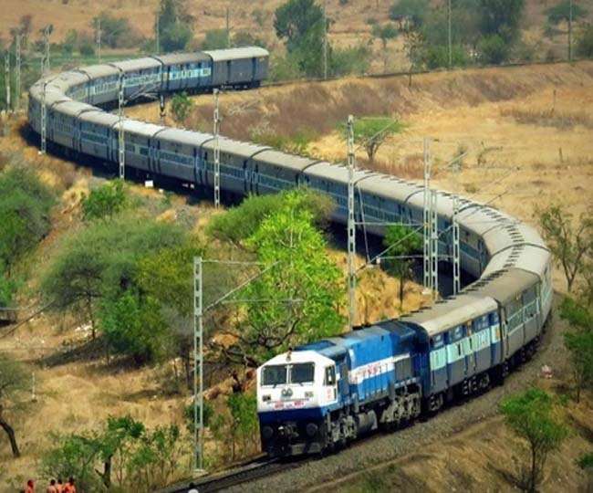 Indian Railways: 12 अगस्त के बाद भी ट्रेनों का परिचालन नहीं होगा सामान्य, रेलवे के नए आदेश से यात्रियों की उम्मीदों को लगा झटका