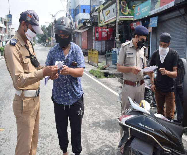 मास्क न पहनने पर 225 लोगों के किया गया चालान Dehradun News