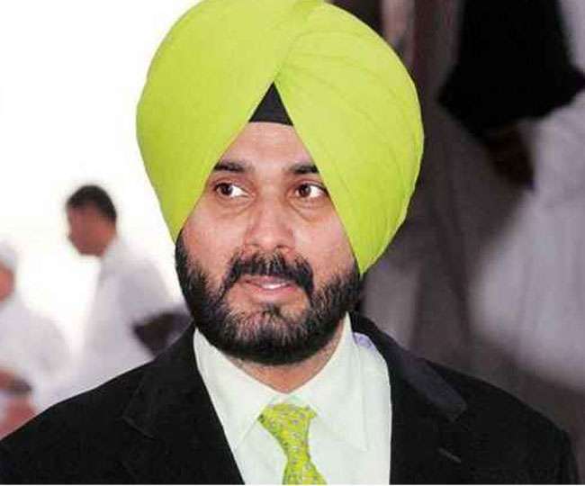 Punjab Politics: बाबा फरीद टिल्ला नतमस्तक होने के साथ सिद्धू मालवा में होंगे सक्रिय, फरीदकोट में