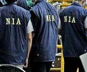 मुजम्मिल अहमद भट को भी एनआइए ने जांच पूरी होने तक हिरासत में लिया है।