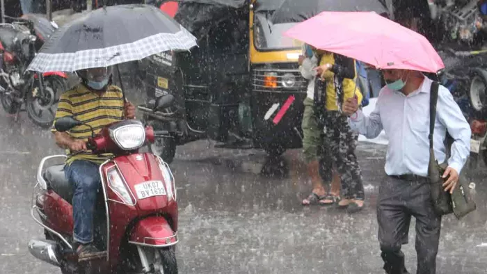 Uttarakhand Weather: उत्तराखंड में बारिश का क्रम जारी, आज भी पहाड़ों में अलर्ट