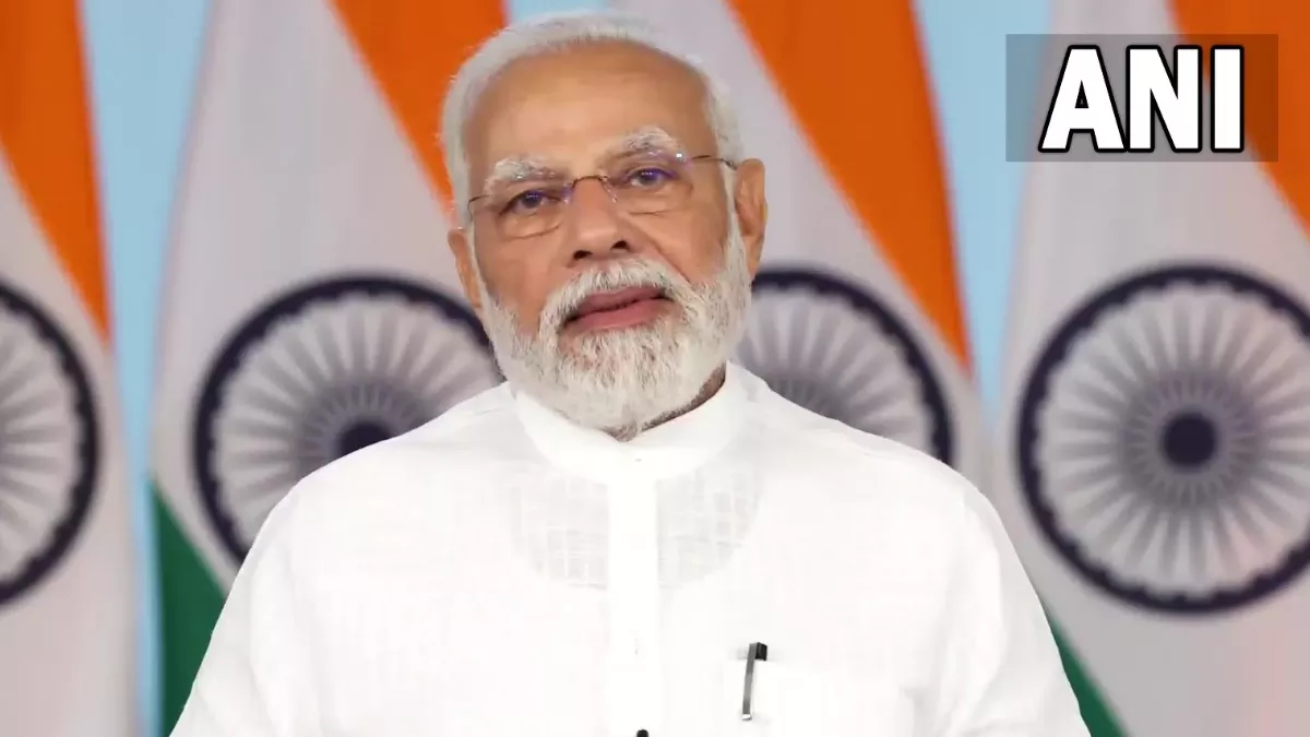 PM Modi in Gujarat: पीएम मोदी बोले- आजादी के अमृतकाल में नारीशक्ति को राष्ट्रशक्ति के रूप में सामने लाना हमारा दायित्व