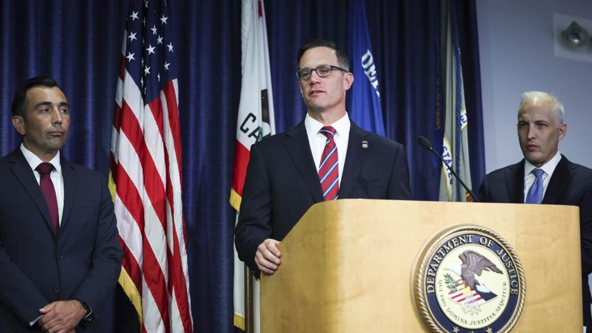 two us navy sailors arrested for passing intelligence information to china