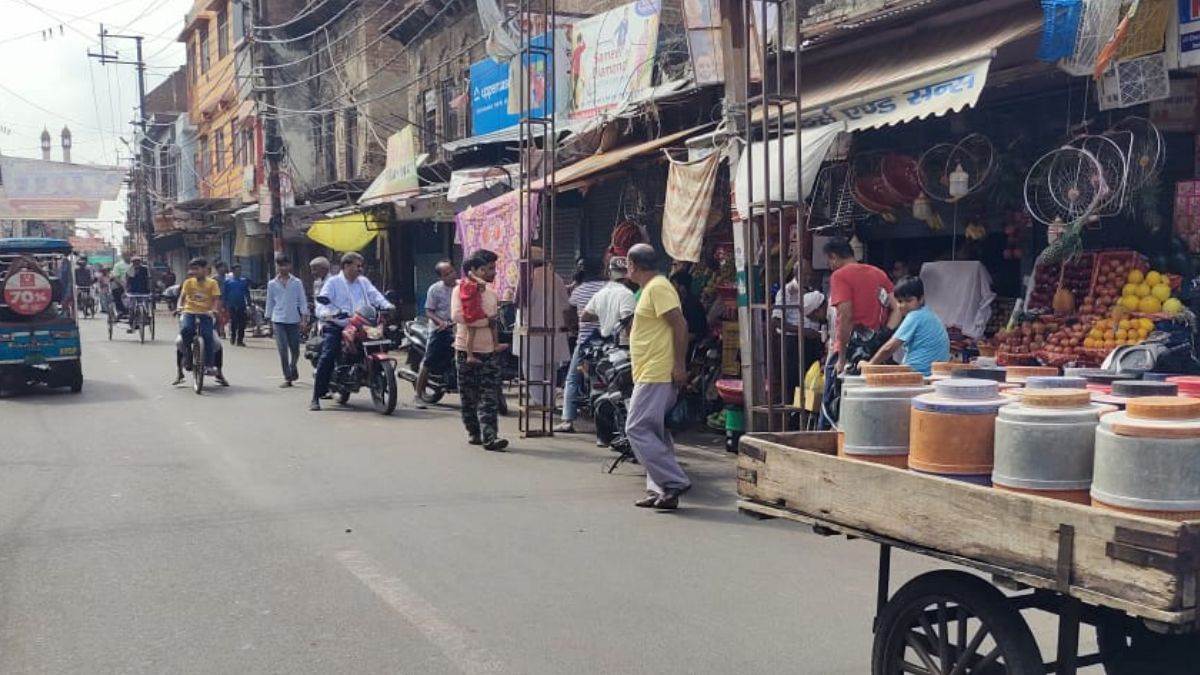 firozabad bandh for gst surver power cut update news