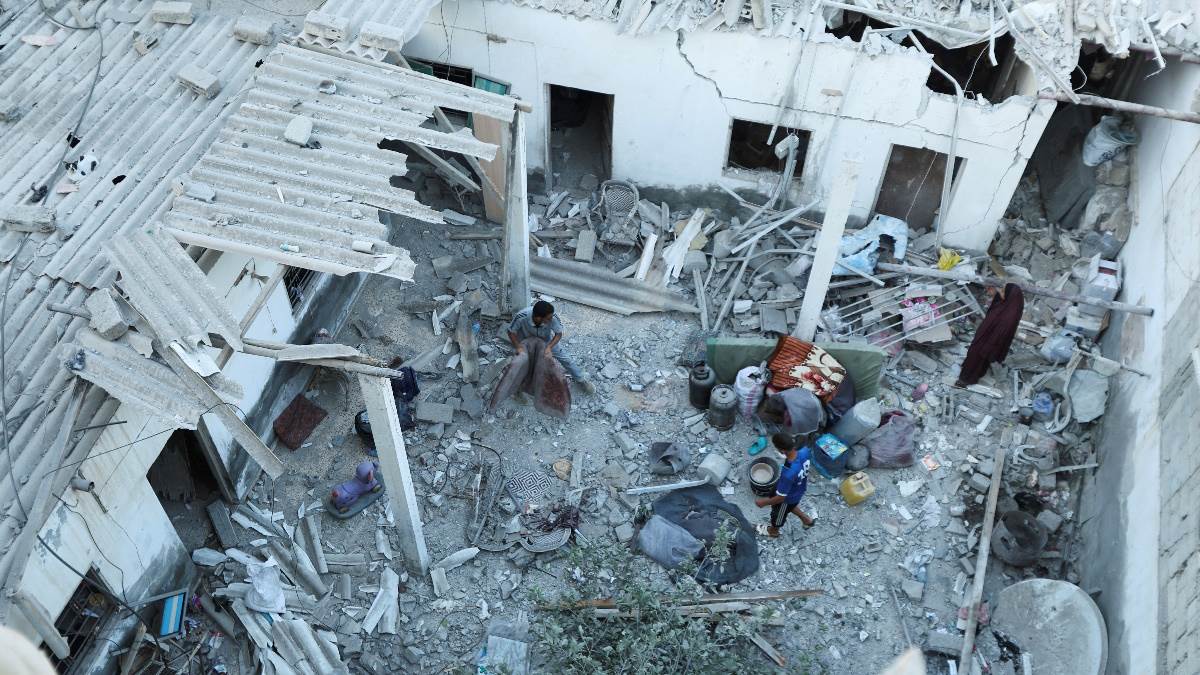 https://www.jagranimages.com/images/newimg/04082024/04_08_2024-israeli_strike_23772079.jpg