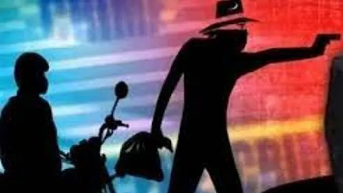 बाइक सवार बदमाशों ने पेट्रोल पंप पर लूट की वारदात को अंजाम दिया।