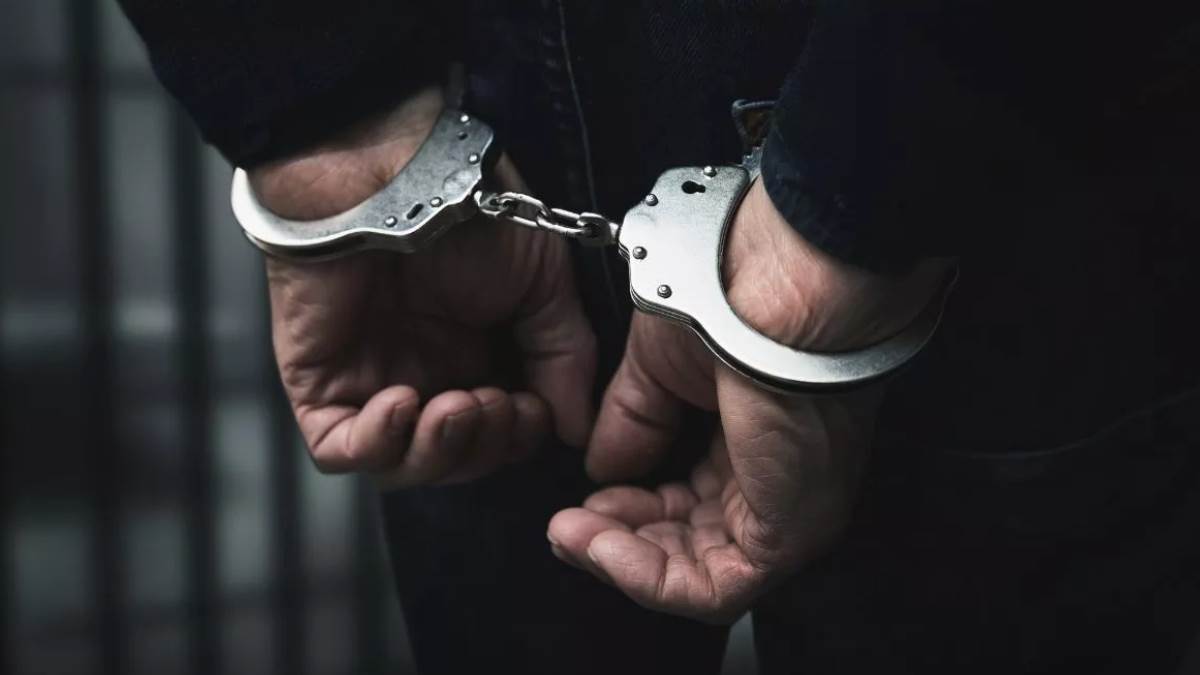 ncr new delhi fugitive arrested after 21 years in wifes murder case