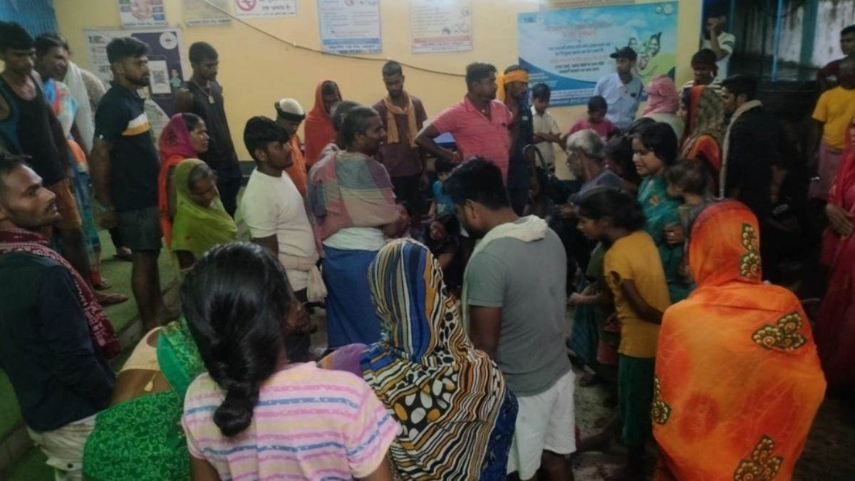https://www.jagranimages.com/images/newimg/04082025/04_08_2025-bhagalpur_road_accident_24003212.jpg