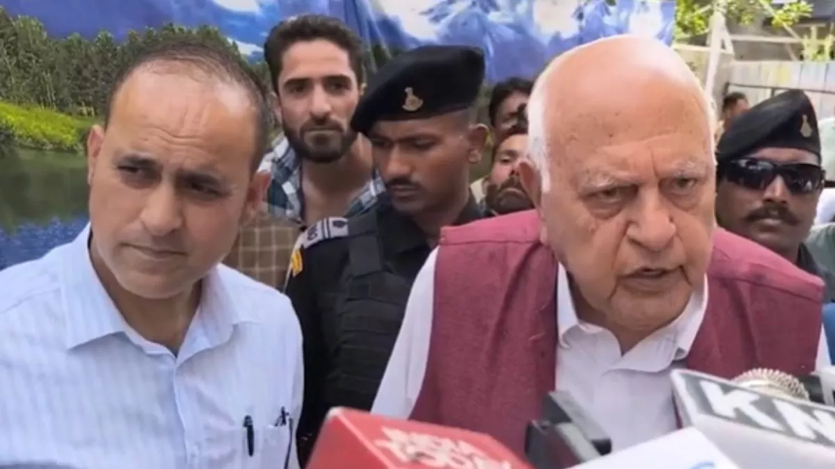 'आतंकवाद न खत्म हुआ और ना ही कभी खत्म होगा', फारूक अब्दुल्ला ने दिया विवादित बयान