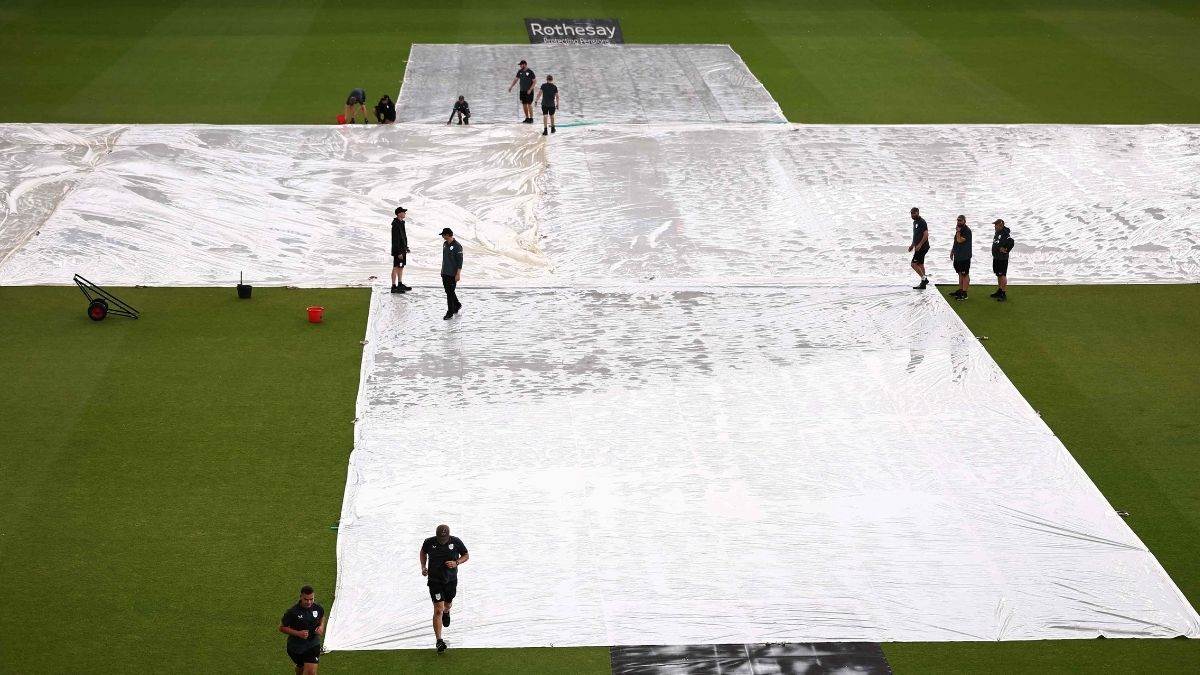 https://www.jagranimages.com/images/newimg/04082025/04_08_2025-ind_vs_eng_5th_test_day_5_24002941.jpg
