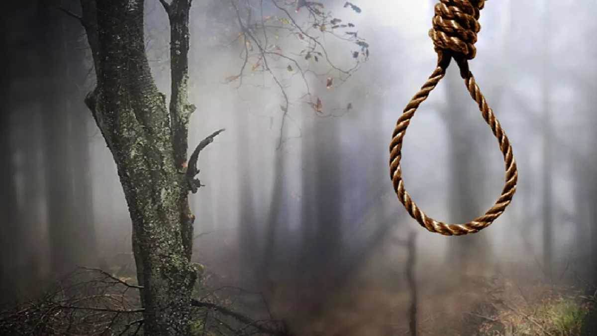 https://www.jagranimages.com/images/newimg/04082025/04_08_2025-kerala_man_suicide_24003109.jpg
